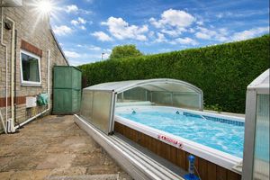 Photo 8- click for photo gallery